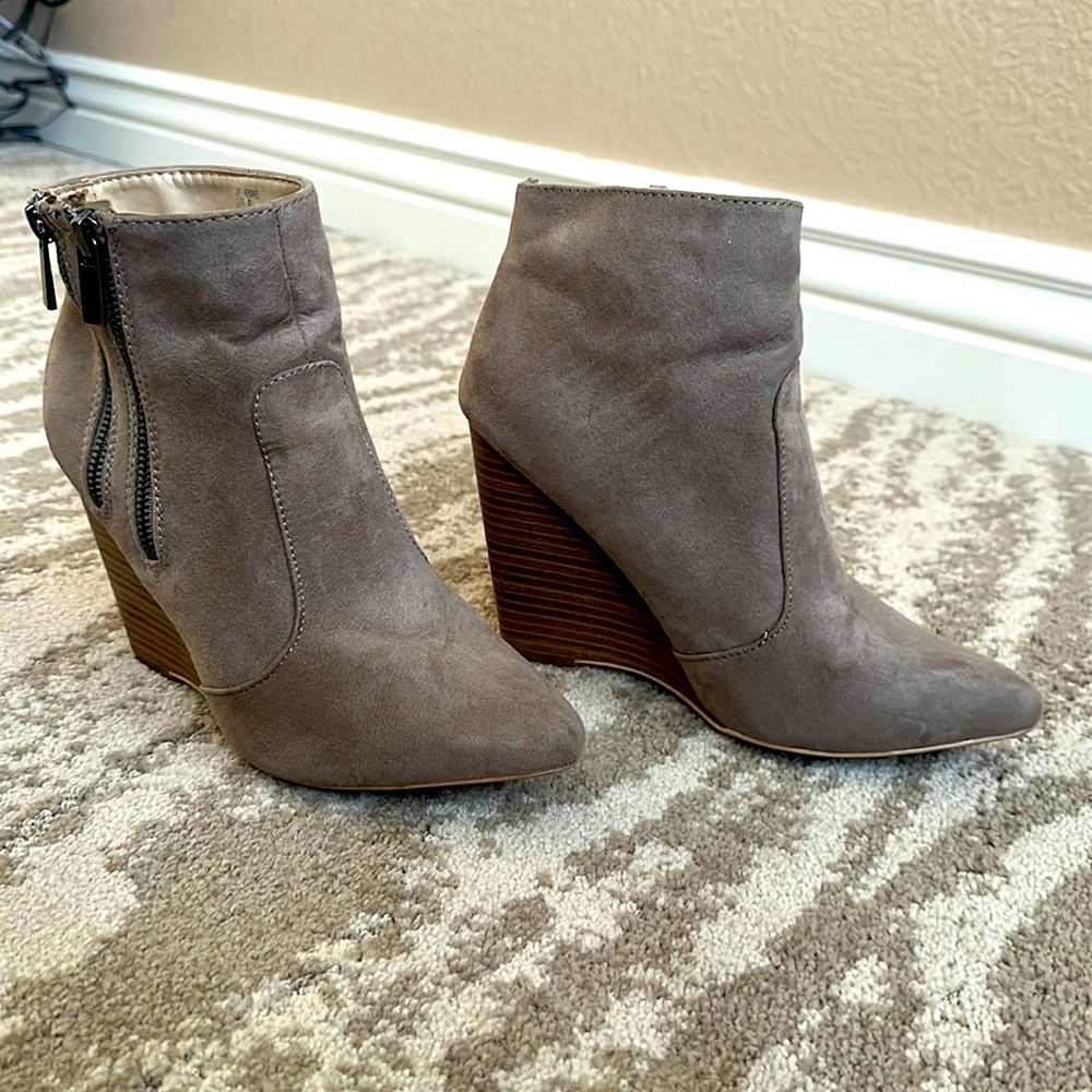 Women’s ankle boots